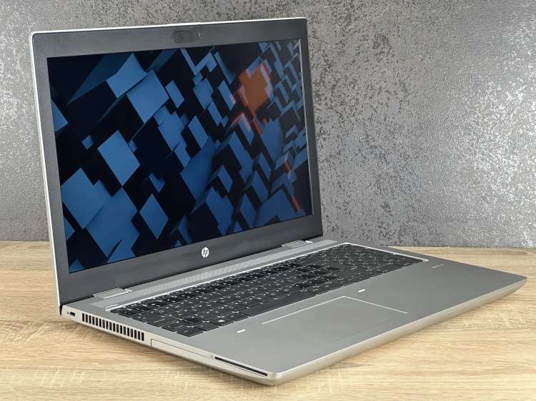 Laptop_Biznesowy_HP_ProBook_640_G4 (4).JPG