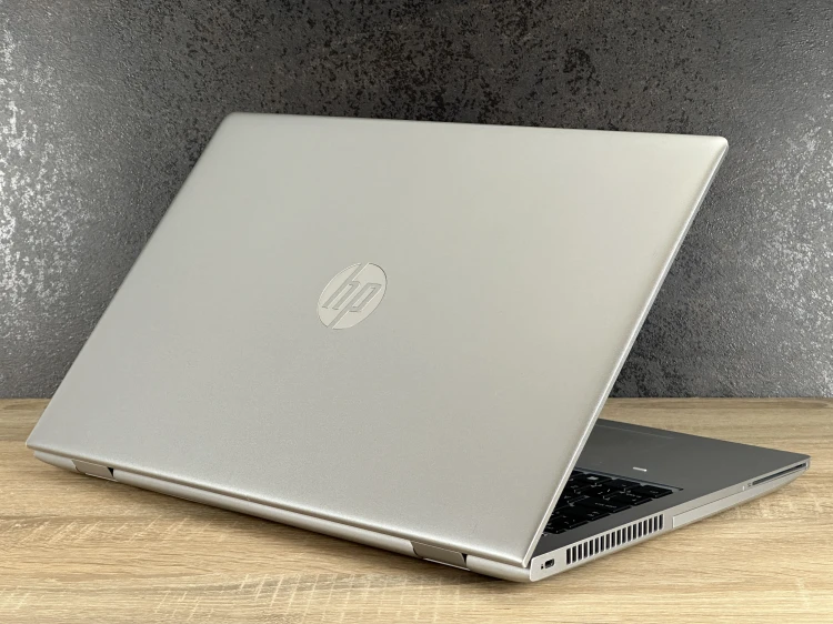 Laptop_Biznesowy_HP_ProBook_640_G4 (6).JPG